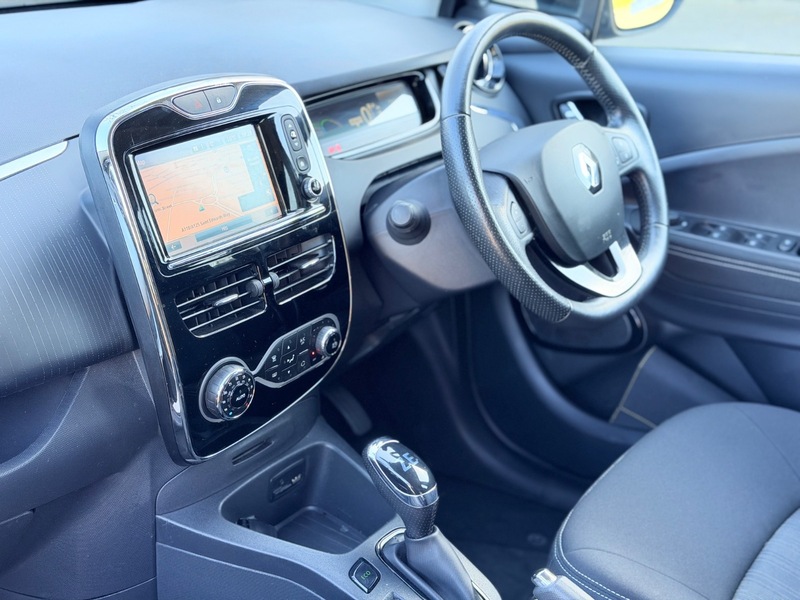 Used Renault Zoe 2019 for sale - 77937541: Photo 16