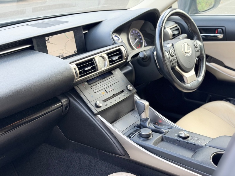 Used Lexus IS 2015 for sale - 77007836: Photo 13