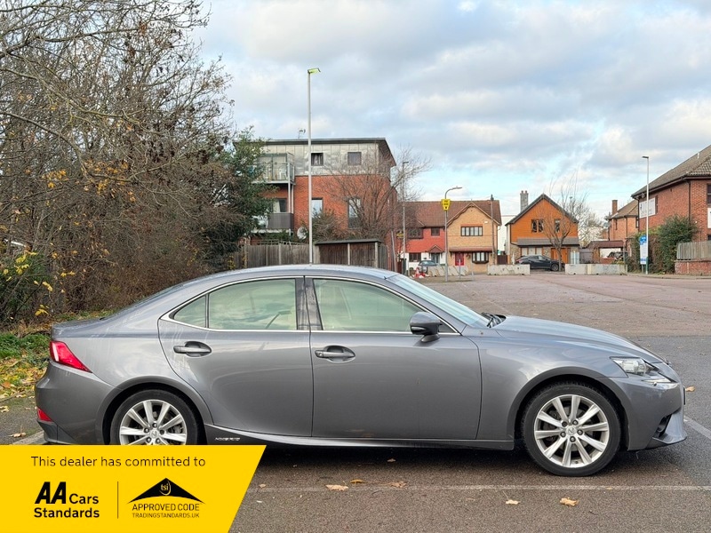 Used Lexus IS 2015 for sale - 77007836: Photo 2