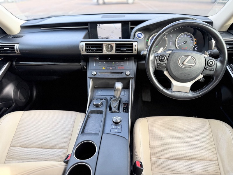 Used Lexus IS 2015 for sale - 77007836: Photo 8