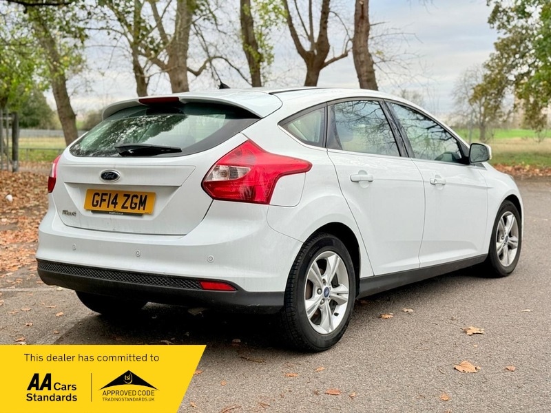 Used Ford Focus 2014 for sale - 76686897: Photo 3