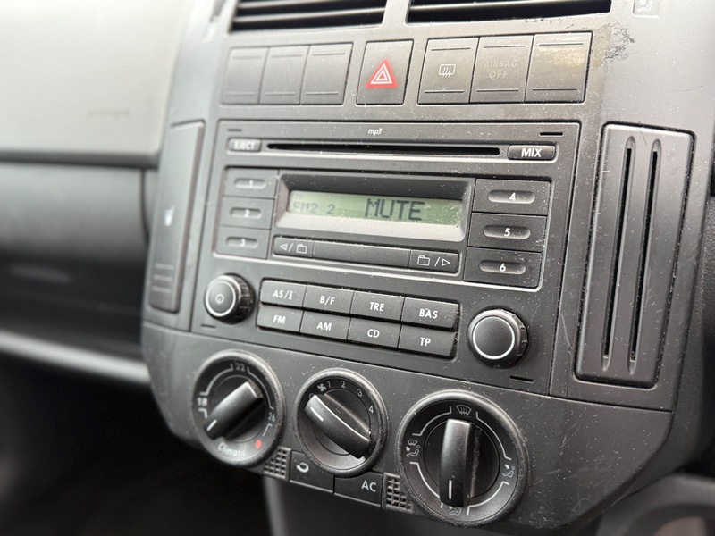 Used Volkswagen Polo 2006 for sale - 76346114: Photo 13