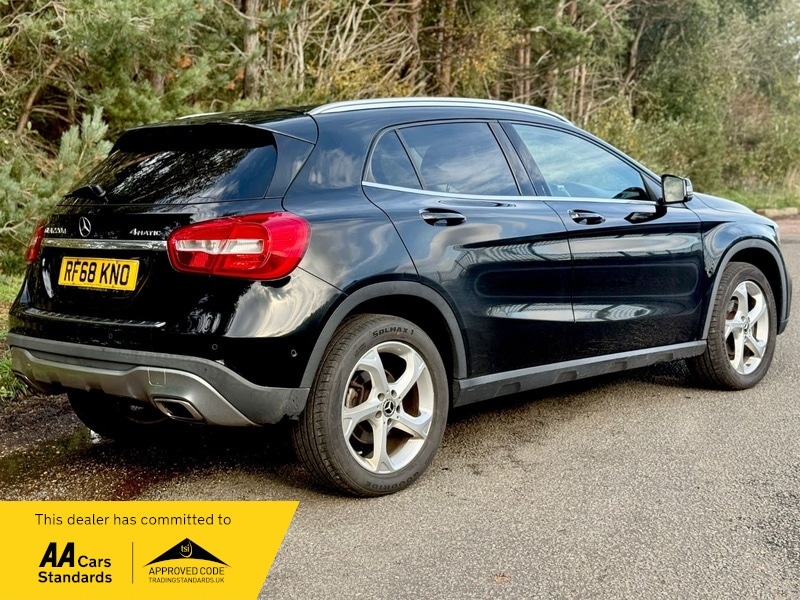Used Mercedes-Benz GLA 2018 for sale - 76559684: Photo 2