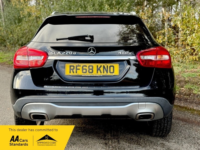 Used Mercedes-Benz GLA 2018 for sale - 76559684: Photo 3