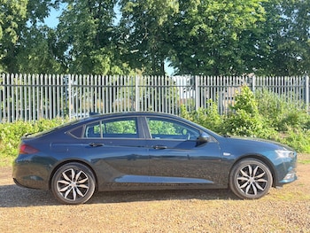 Used Vauxhall Insignia 2017 for sale - 78898337: Photo