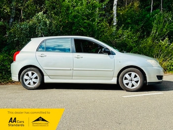 Used Toyota Corolla 2005 for sale - 76029917: Photo