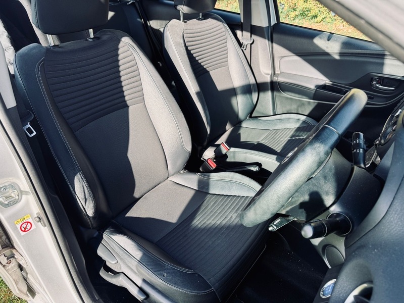 Used Toyota Yaris 2015 for sale - 76527280: Photo 12