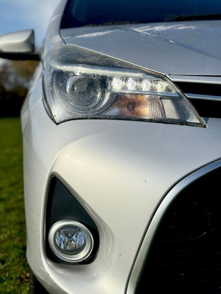 Used Toyota Yaris 2015 for sale - 76527280: Photo 24