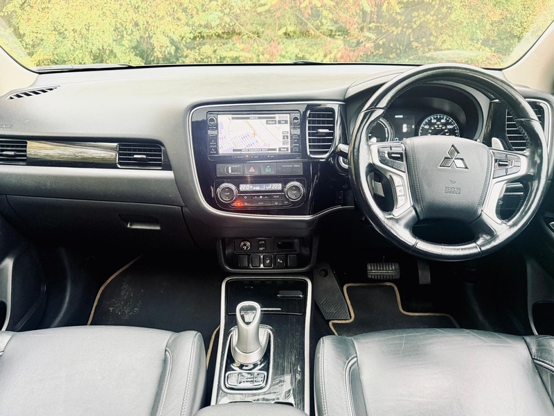 Used Mitsubishi Outlander 2017 for sale - 76497043: Photo 10