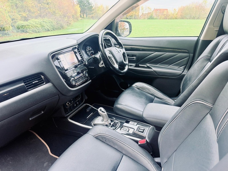 Used Mitsubishi Outlander 2017 for sale - 76497043: Photo 15