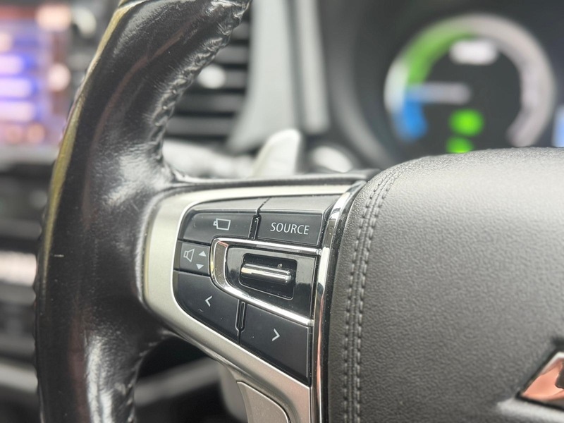 Used Mitsubishi Outlander 2017 for sale - 76497043: Photo 24