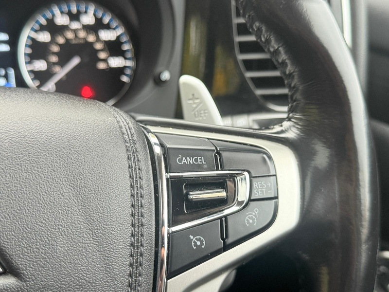 Used Mitsubishi Outlander 2017 for sale - 76497043: Photo 25