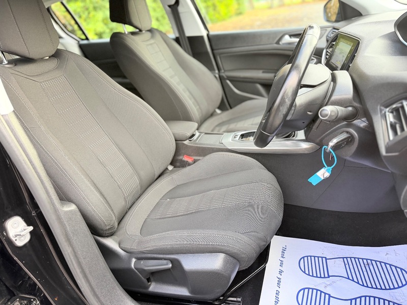 Used Peugeot 308 2017 for sale - 76848541: Photo 13