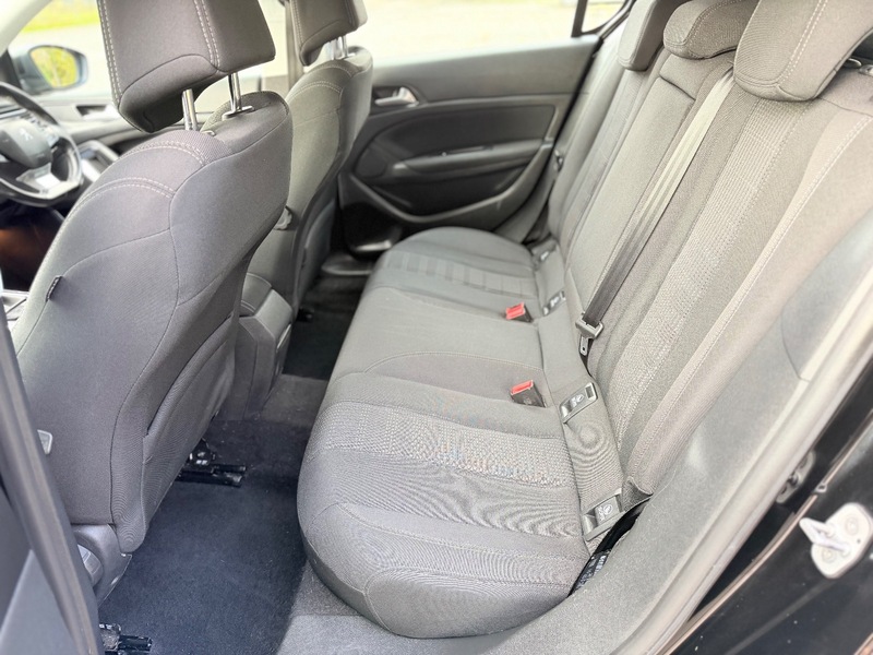 Used Peugeot 308 2017 for sale - 76848541: Photo 18