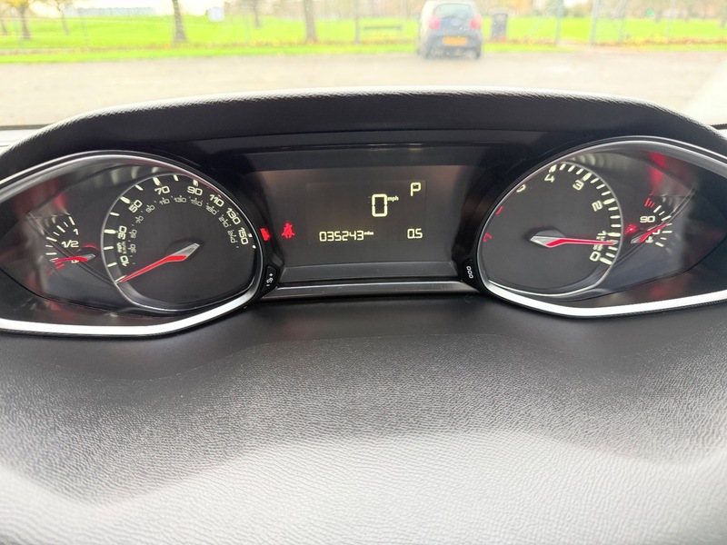 Used Peugeot 308 2017 for sale - 76848541: Photo 22