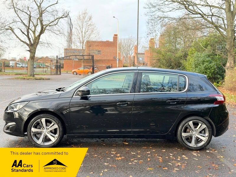 Used Peugeot 308 2017 for sale - 76848541: Photo 6