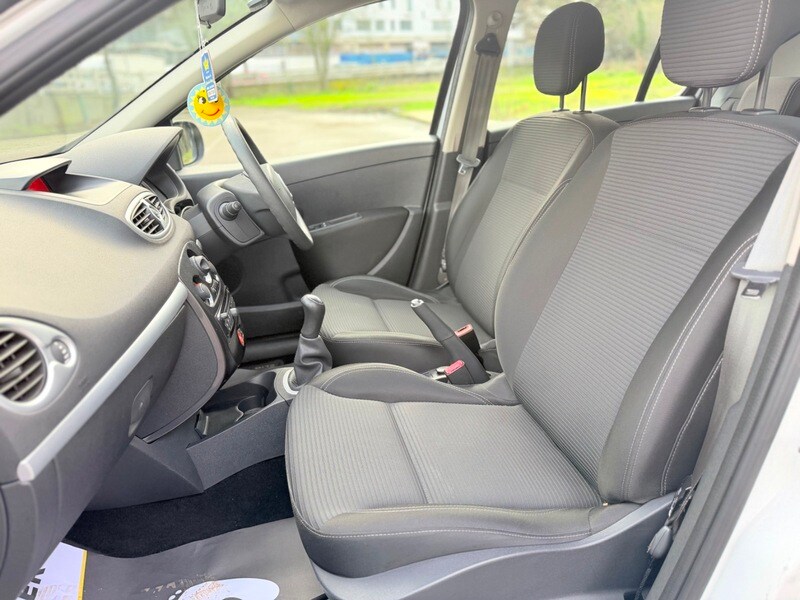 Used Renault Clio 2013 for sale - 77535636: Photo 14