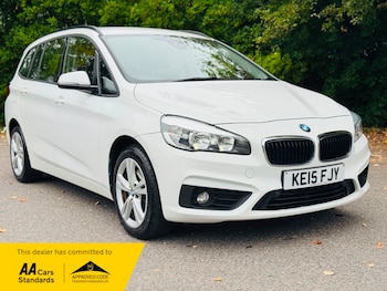 Used BMW 2 Series 2015 for sale - 76267575: Photo
