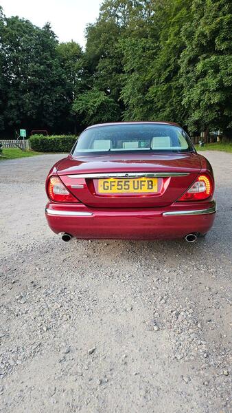 Used Jaguar XJ 2005 for sale - 76346132: Photo 32