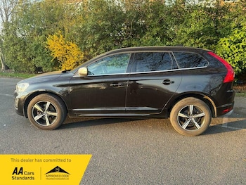 Used Volvo XC60 2017 for sale - 76029956: Photo