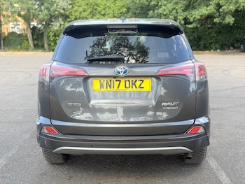 Used Toyota RAV4 2017 for sale - 79291574: Photo