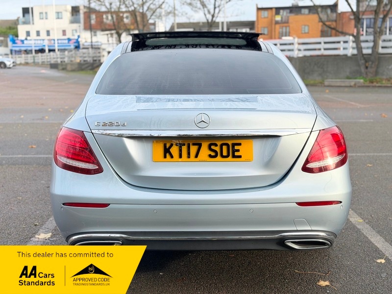 Used Mercedes-Benz E Class 2017 for sale - 77056518: Photo 4