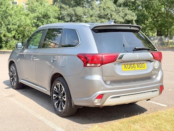 Used Mitsubishi Outlander 2016 for sale - 79188472: Photo