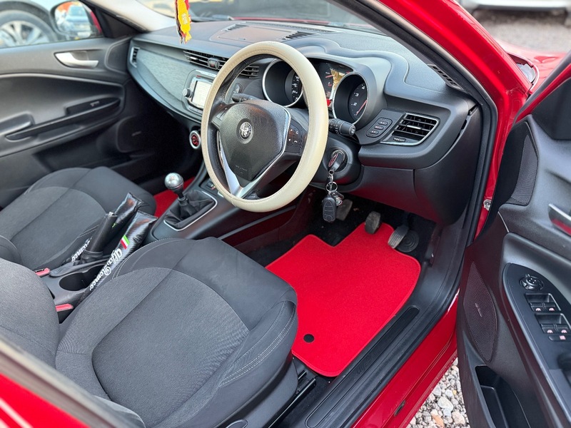 Used Alfa Romeo Giulietta 2016 for sale - 76665889: Photo 9