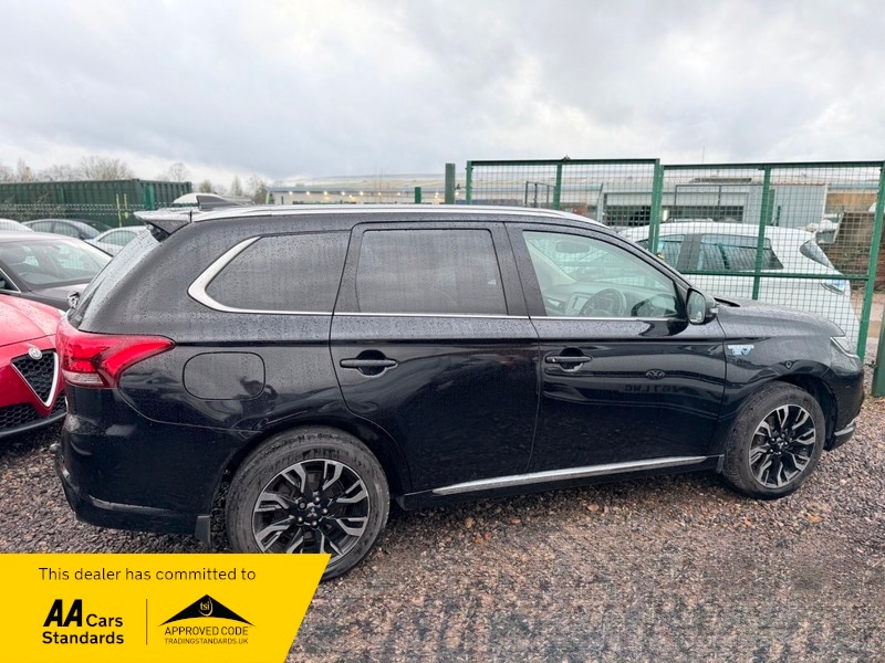 Used Mitsubishi Outlander 2016 for sale - 77465420: Photo 2