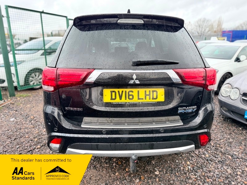 Used Mitsubishi Outlander 2016 for sale - 77465420: Photo 4