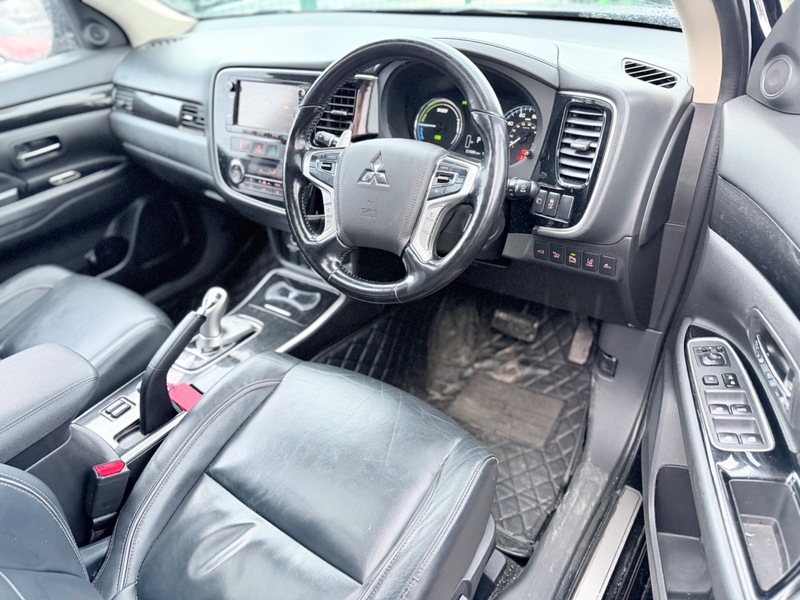 Used Mitsubishi Outlander 2016 for sale - 77465420: Photo 8