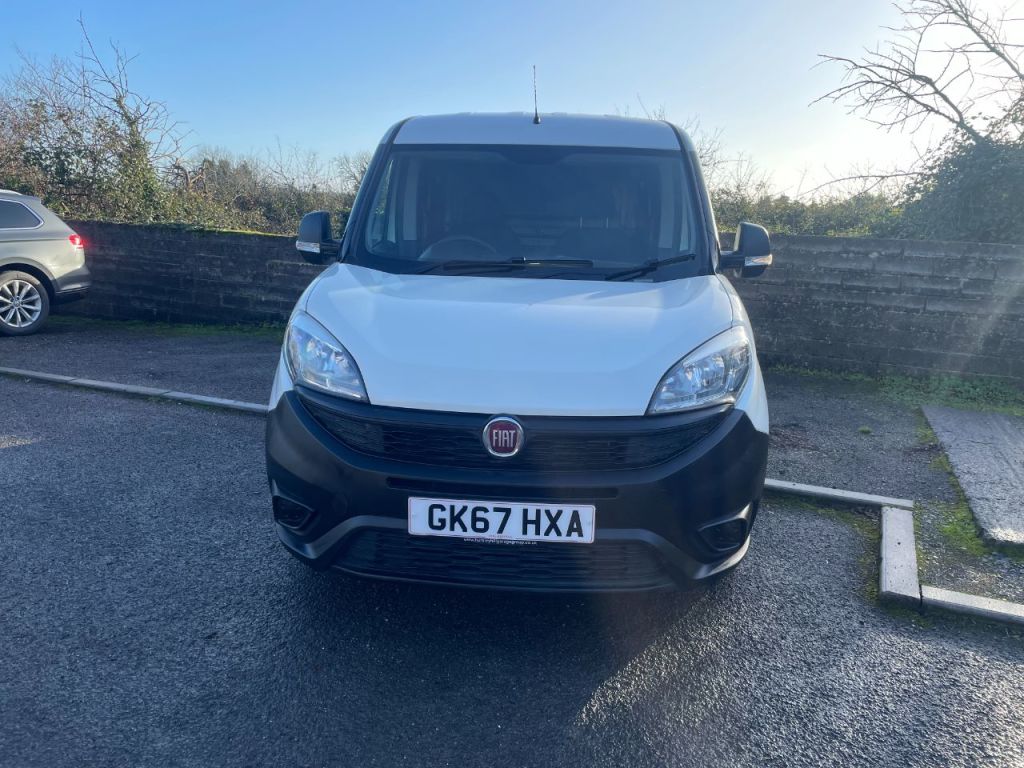 Used Fiat Doblo 2017 for sale - 77006596: Photo 2