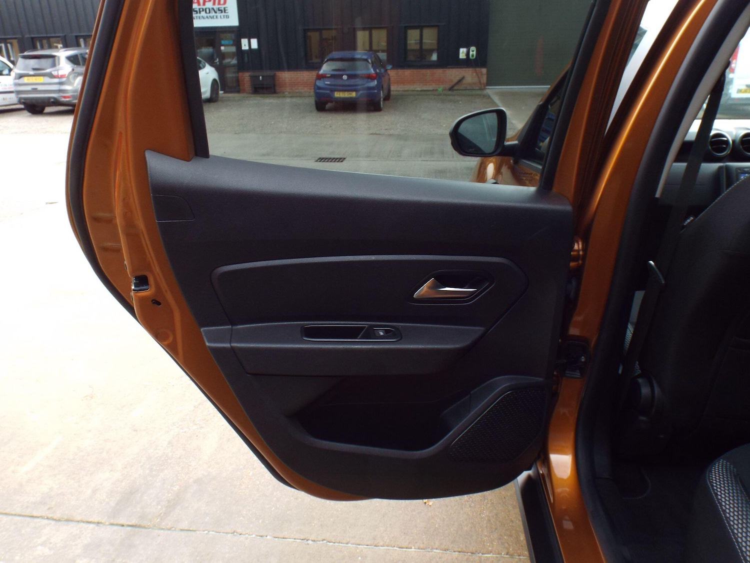 Used Dacia Duster 2020 for sale - 76634222: Photo 27