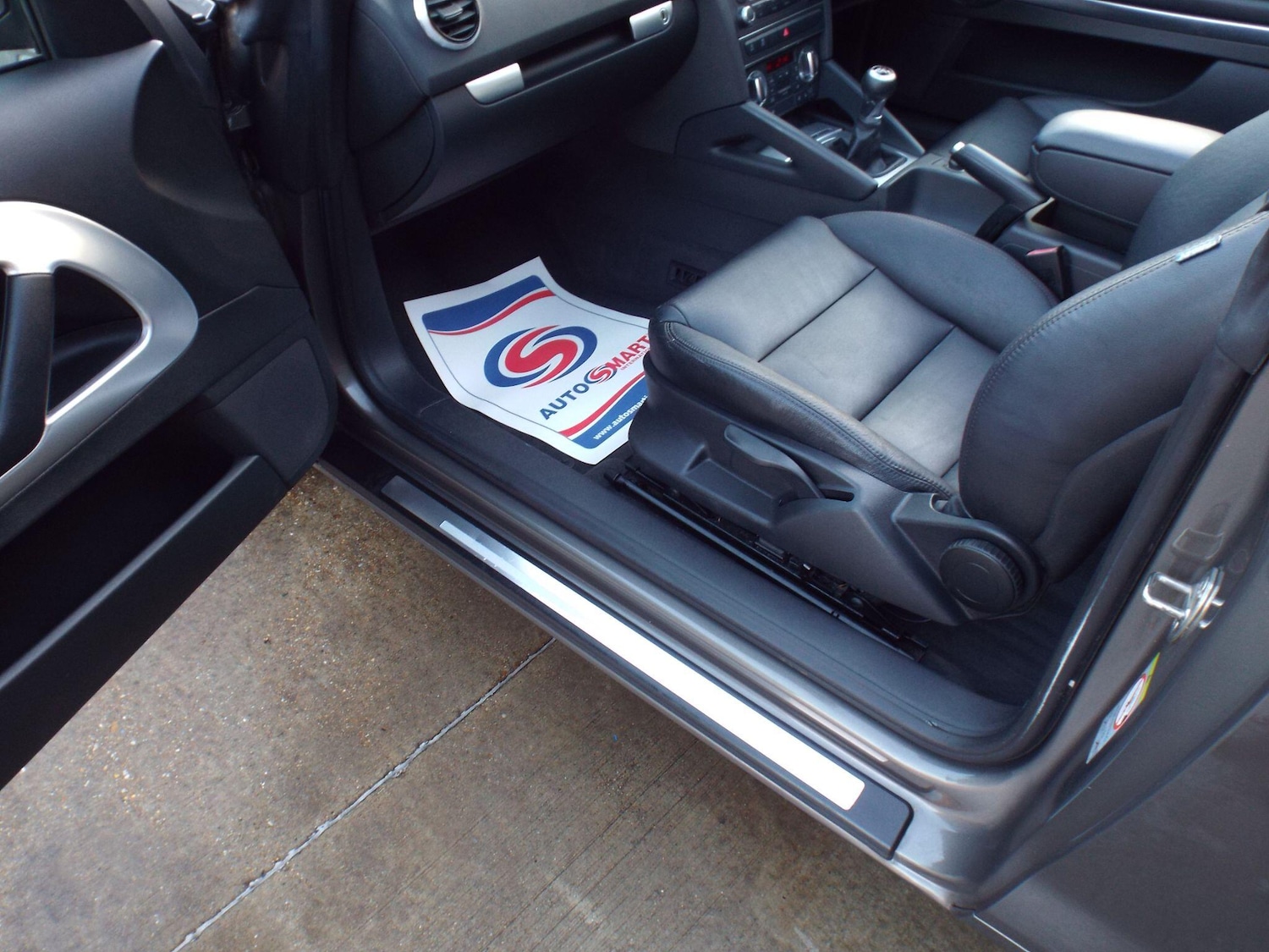 Used Audi A3 Cabriolet 2012 for sale - 76388784: Photo 23