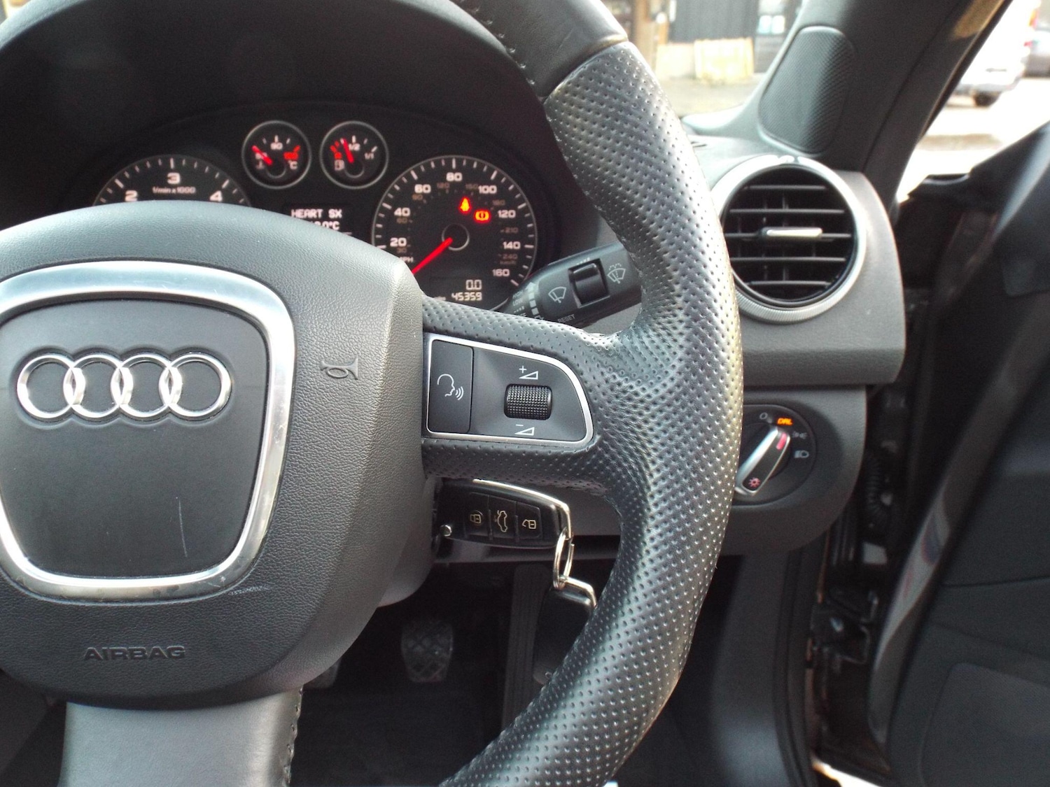 Used Audi A3 Cabriolet 2012 for sale - 76388784: Photo 29