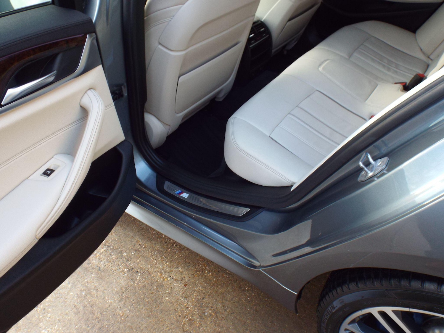 Used BMW 5 Series 2018 for sale - 77120047: Photo 32