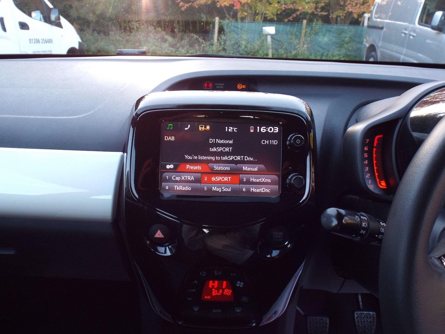 Used Toyota AYGO 2015 for sale - 76326084: Photo 11