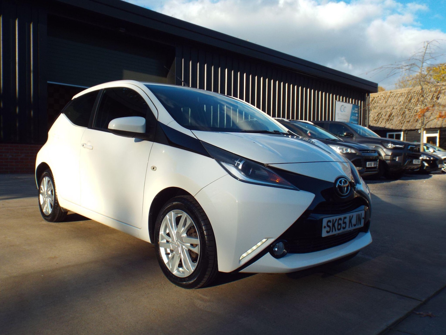 Used Toyota AYGO 2015 for sale - 76326084: Photo 14