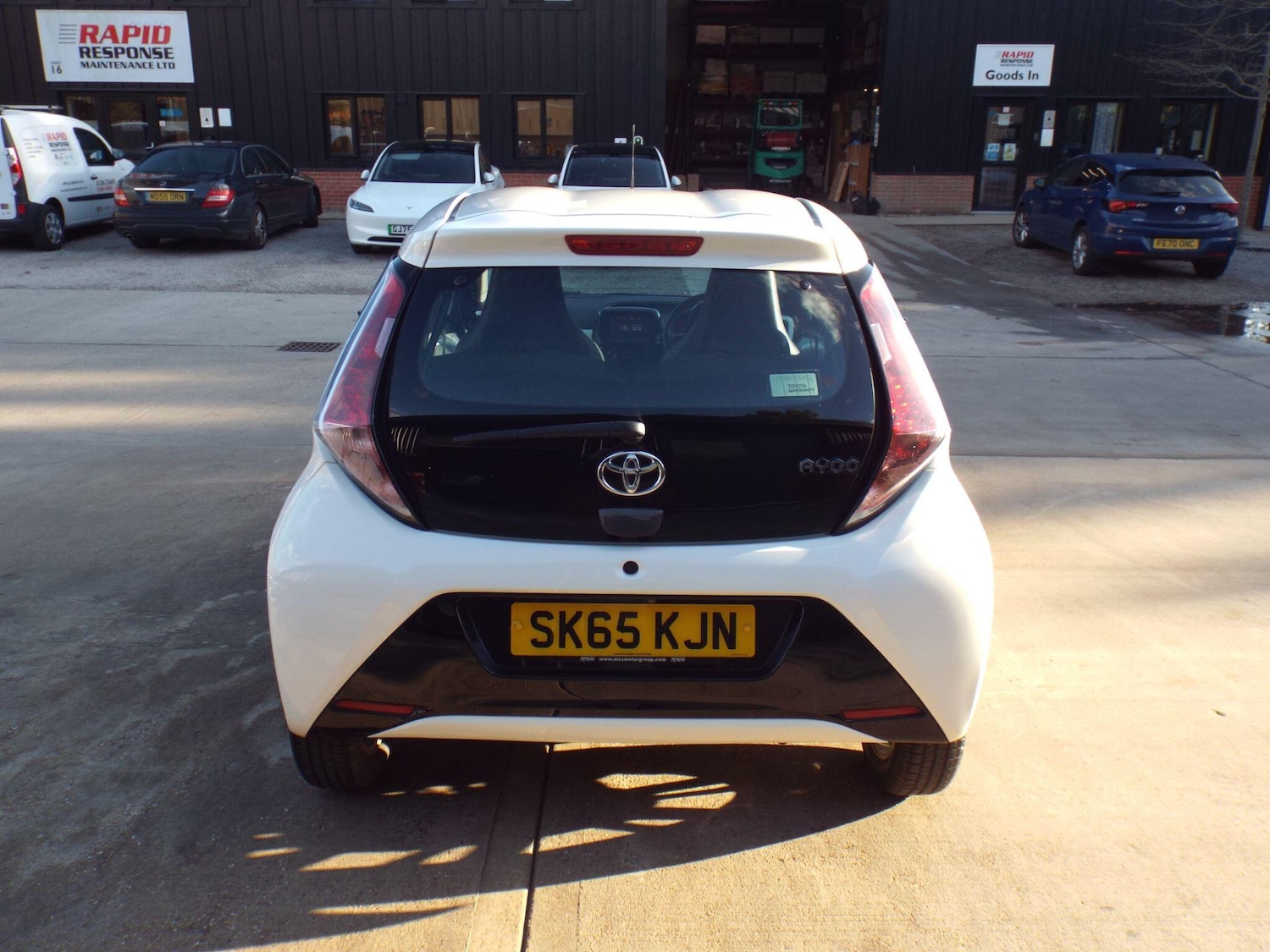 Used Toyota AYGO 2015 for sale - 76326084: Photo 18