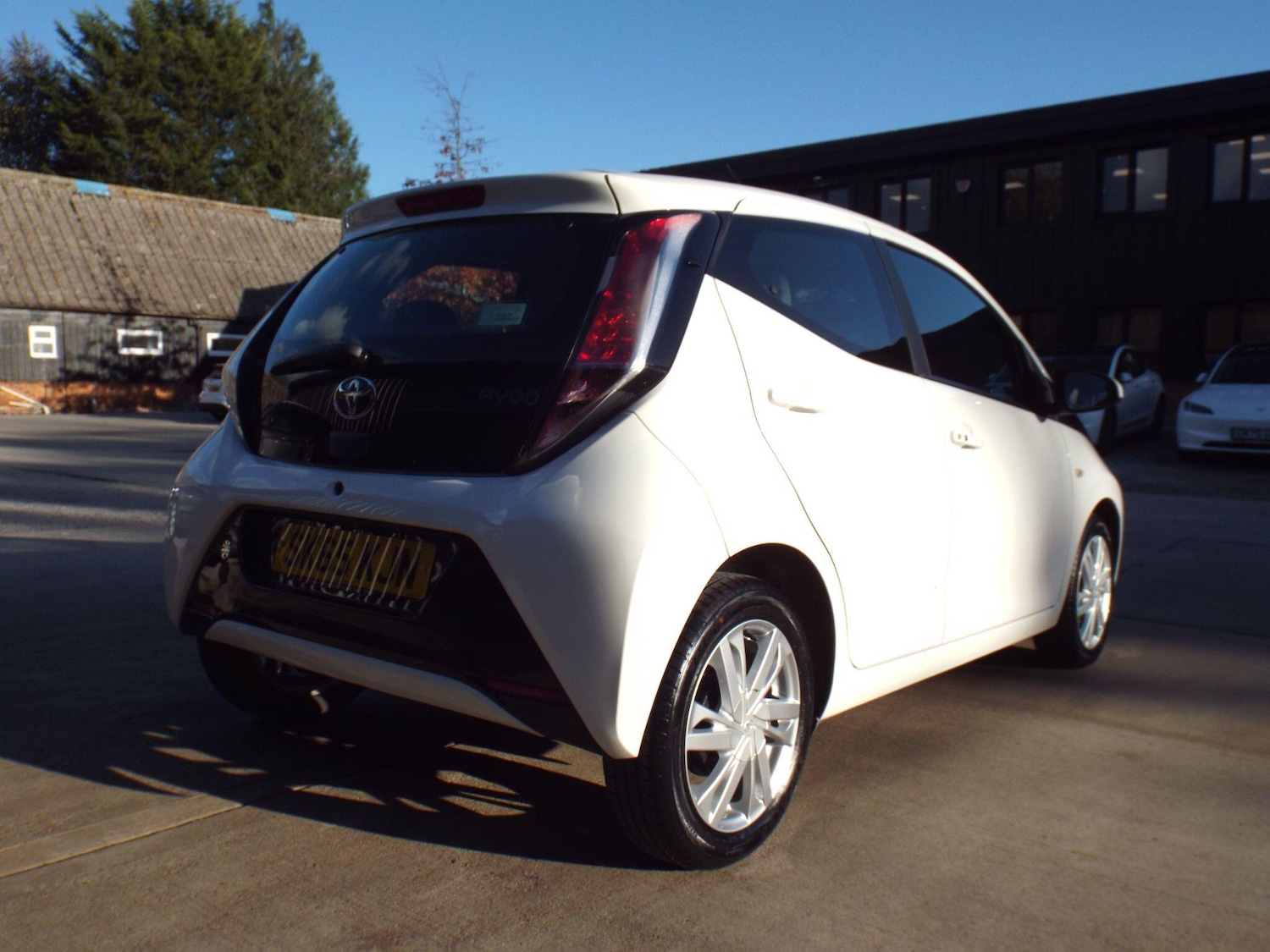 Used Toyota AYGO 2015 for sale - 76326084: Photo 19