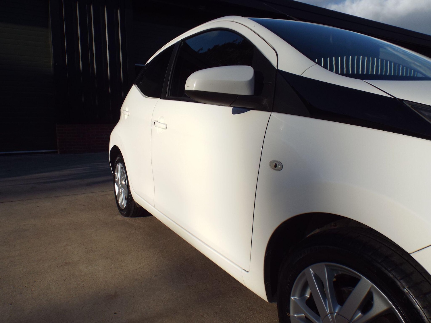 Used Toyota AYGO 2015 for sale - 76326084: Photo 38