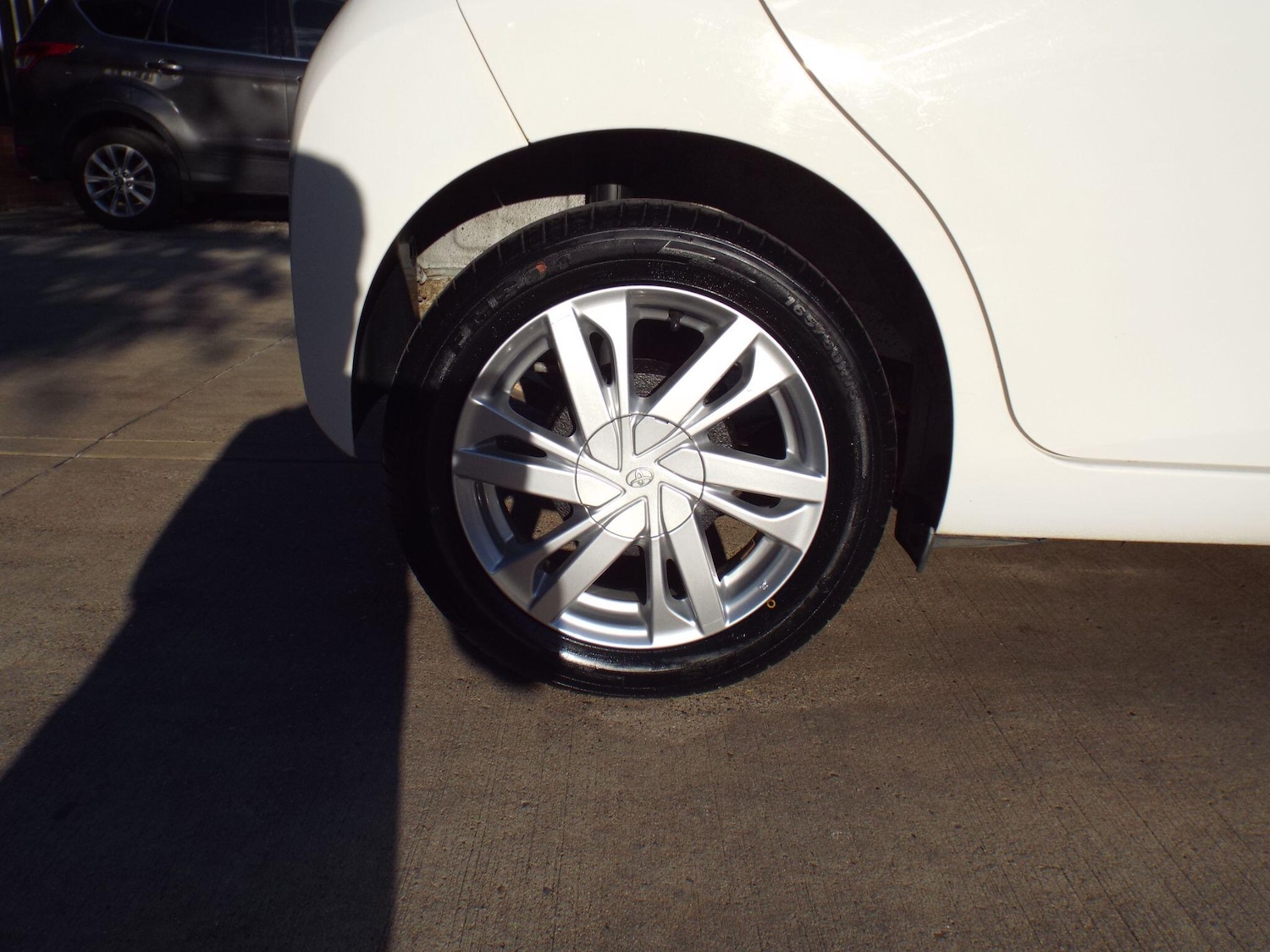 Used Toyota AYGO 2015 for sale - 76326084: Photo 43