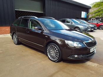 Used Skoda Superb 2014 for sale - 75657794: Photo