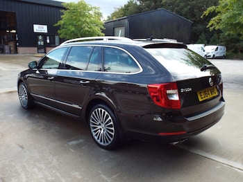 Used Skoda Superb 2014 for sale - 75657794: Photo