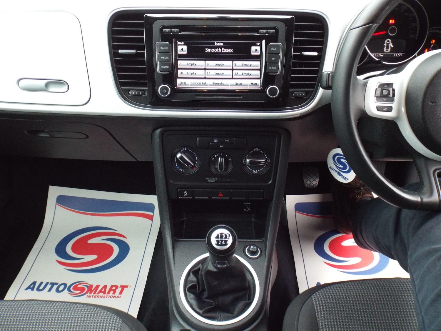 Used Volkswagen Beetle 2014 for sale - 76886247: Photo 11