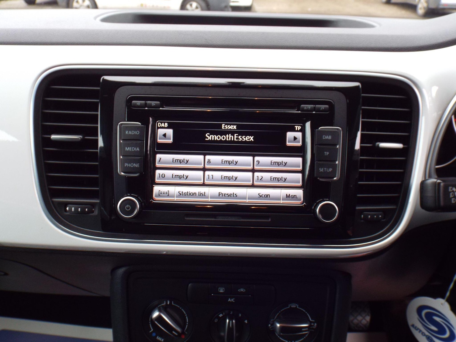 Used Volkswagen Beetle 2014 for sale - 76886247: Photo 30