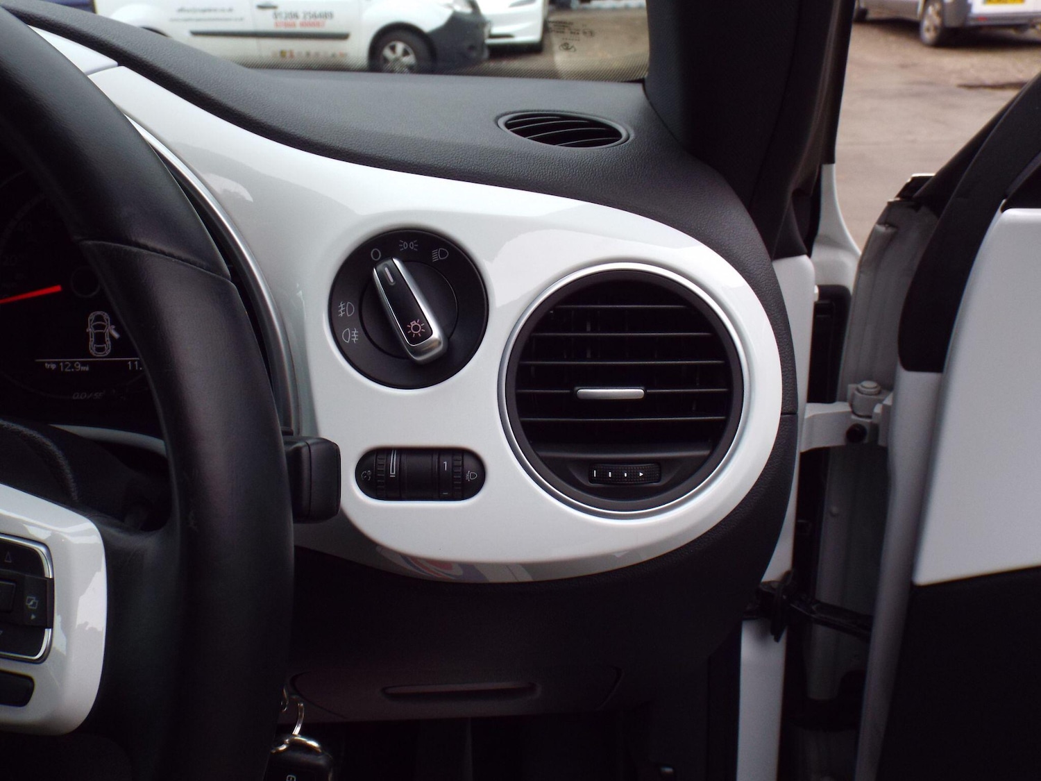 Used Volkswagen Beetle 2014 for sale - 76886247: Photo 33