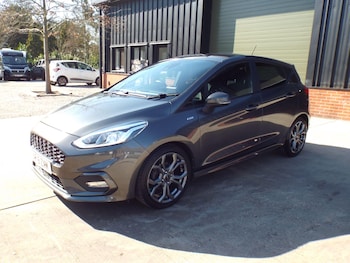 Used Ford Fiesta 2018 for sale - 77926205: Photo