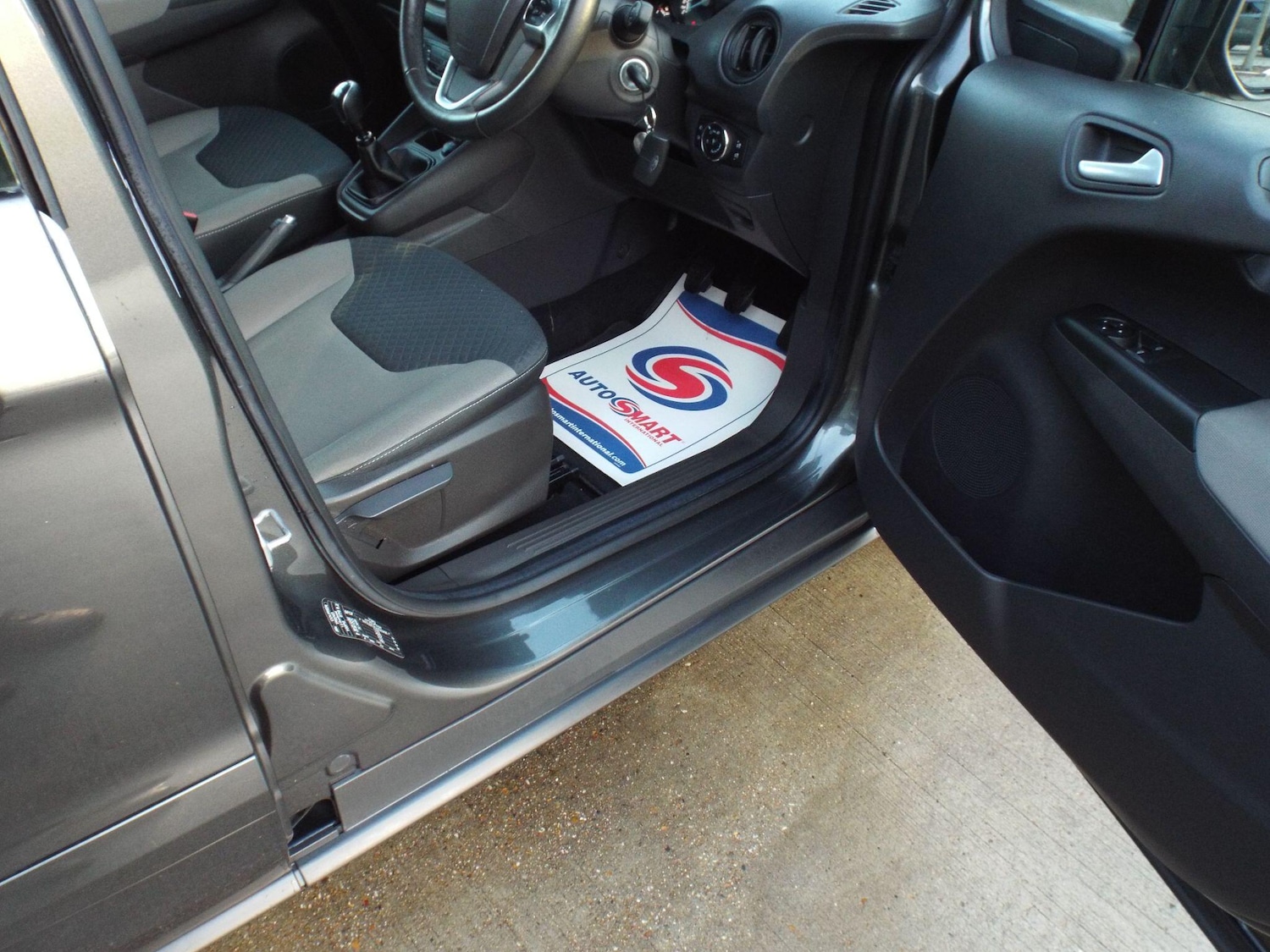 Used Ford Tourneo Courier 2019 for sale - 76714900: Photo 20