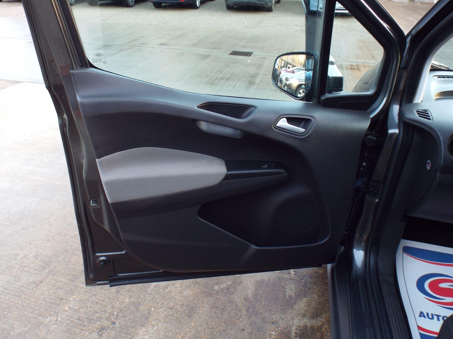 Used Ford Tourneo Courier 2019 for sale - 76714900: Photo 31